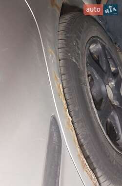 Седан Mitsubishi Carisma 1998 в 