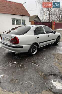 Лифтбек Mitsubishi Carisma 1999 в 