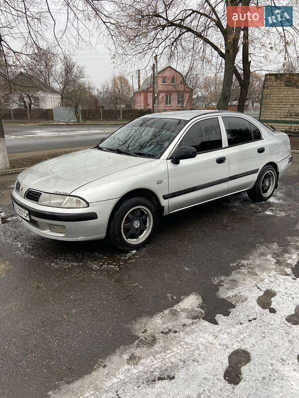 Лифтбек Mitsubishi Carisma 1999 в Шполе