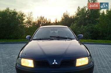 Лифтбек Mitsubishi Carisma 1999 в Львове