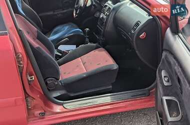 Седан Mitsubishi Carisma 2000 в 
