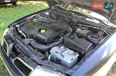 Лифтбек Mitsubishi Carisma 2001 в 