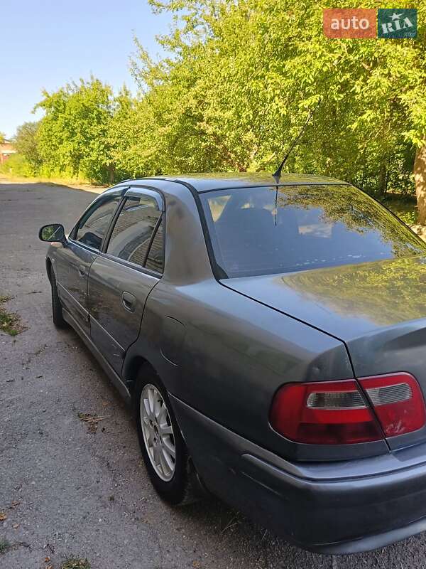 Седан Mitsubishi Carisma 2003 в Тернополе