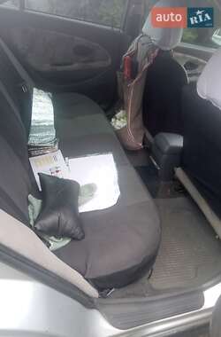 Лифтбек Mitsubishi Carisma 1997 в 
