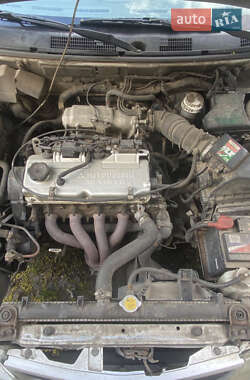 Лифтбек Mitsubishi Carisma 1998 в 