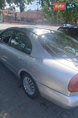 Лифтбек Mitsubishi Carisma 1998 в 