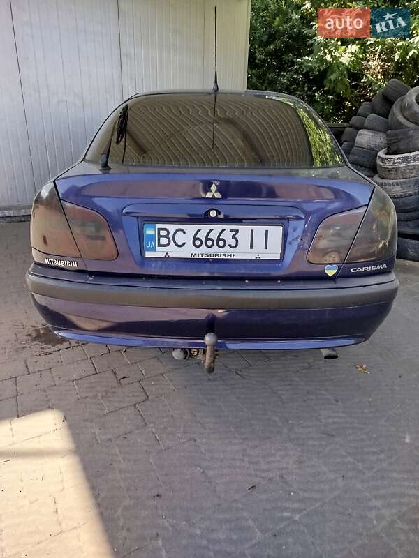 Ліфтбек Mitsubishi Carisma 2003 в Львові