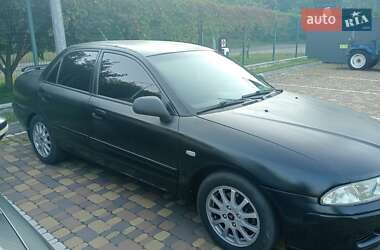 Седан Mitsubishi Carisma 2003 в Бучі