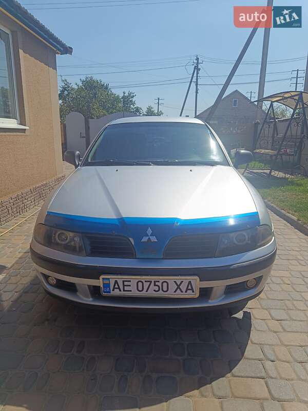 Седан Mitsubishi Carisma 2001 в Пятихатках