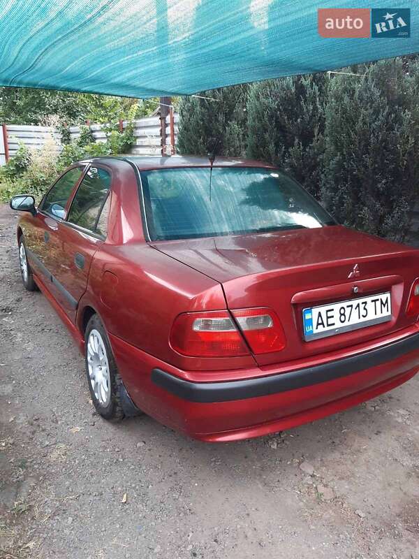 Mitsubishi Carisma 2000