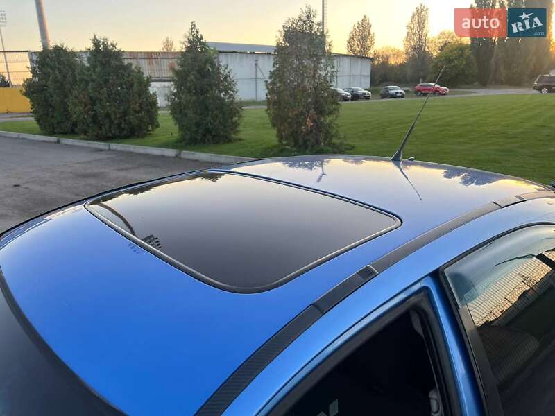 Ліфтбек Mitsubishi Carisma 2001 в Олександрії фото 3 Ліфтбек Mitsubishi Carisma 2001 в Олександрії