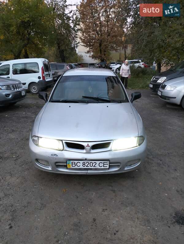 Mitsubishi Carisma 1998