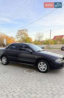 Седан Mitsubishi Carisma 2001 в Одесі