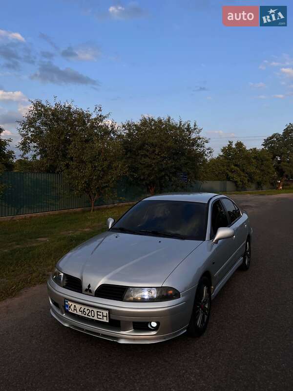 Лифтбек Mitsubishi Carisma 2003 в Переяславе