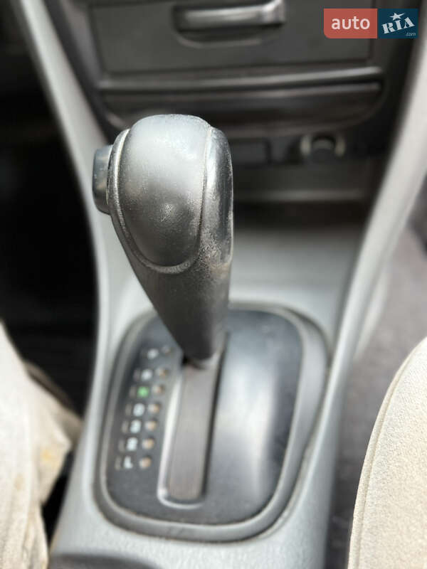 Ліфтбек Mitsubishi Carisma 1996 в Запоріжжі фото 10 Ліфтбек Mitsubishi Carisma 1996 в Запоріжжі