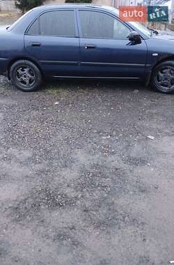 Седан Mitsubishi Carisma 2003 в Мукачево