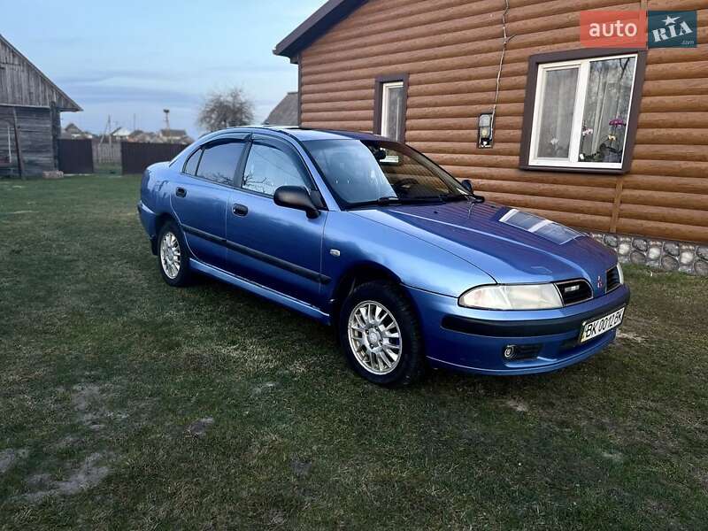 Mitsubishi Carisma 2001