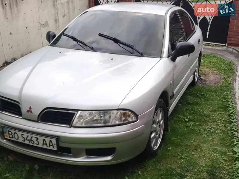 Mitsubishi Carisma