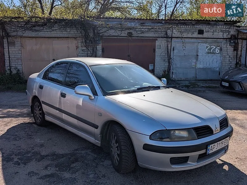 Mitsubishi Carisma 2003