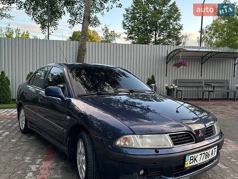 Mitsubishi Carisma