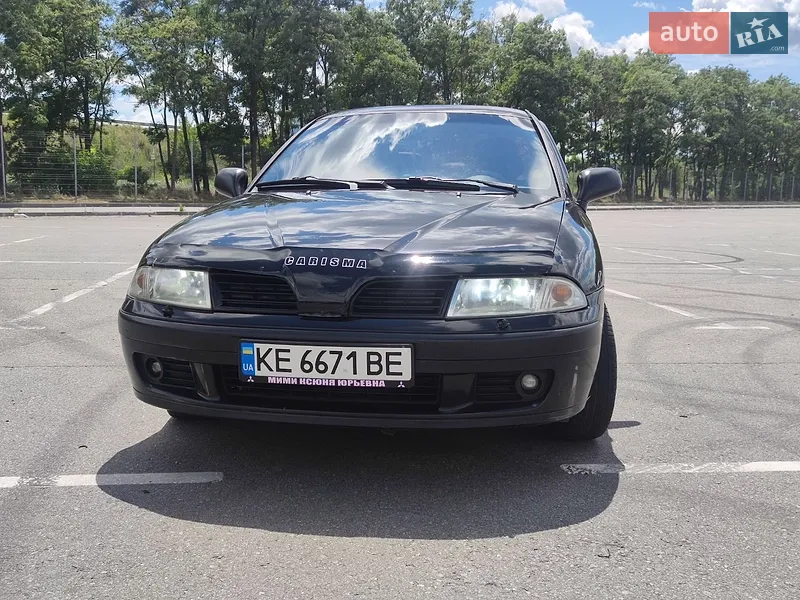 Mitsubishi Carisma