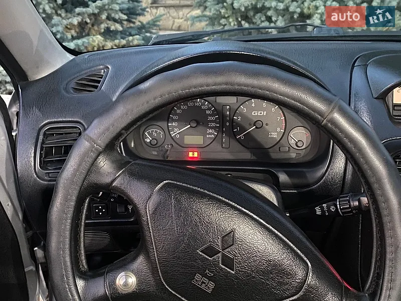 Mitsubishi Carisma 2001 VIN XMCLRDA2A2F000254 фото оголошення 8 з 42
