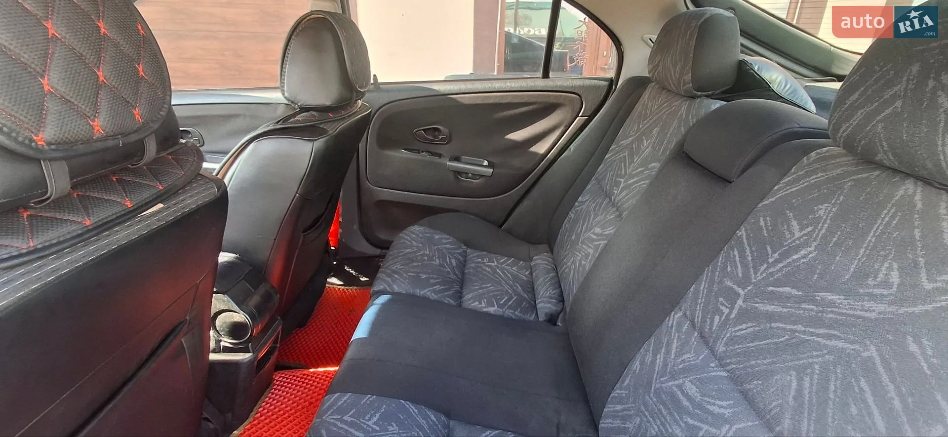 Mitsubishi Carisma 2000 VIN XMCLNDA2AYF018052 фото оголошення 11 з 11