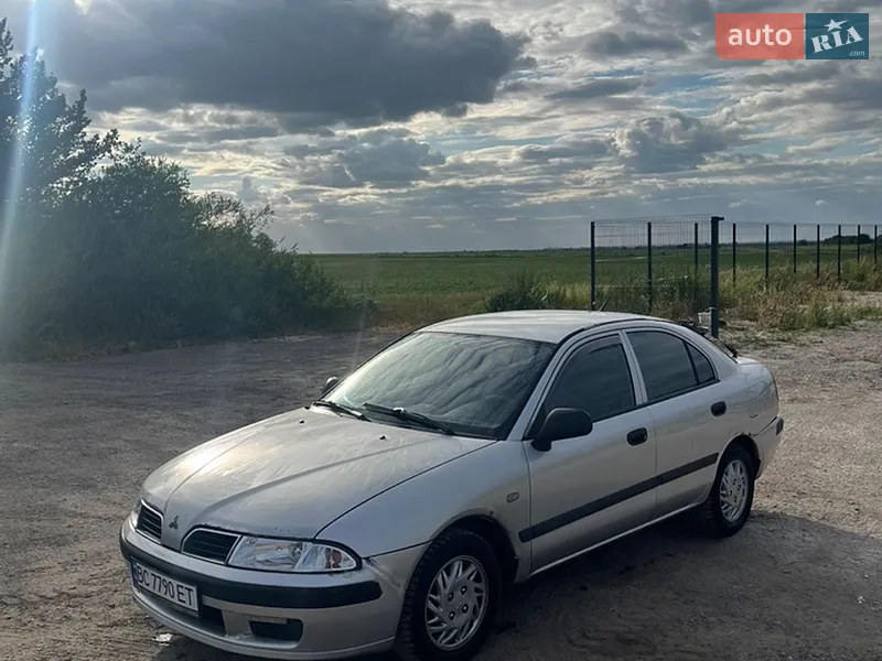 Mitsubishi Carisma