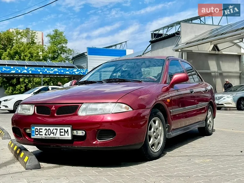 Mitsubishi Carisma