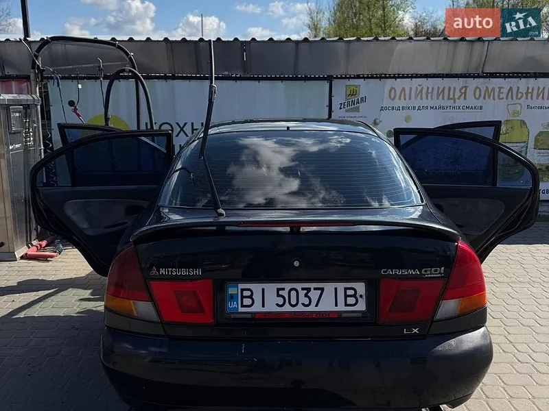 Mitsubishi Carisma
