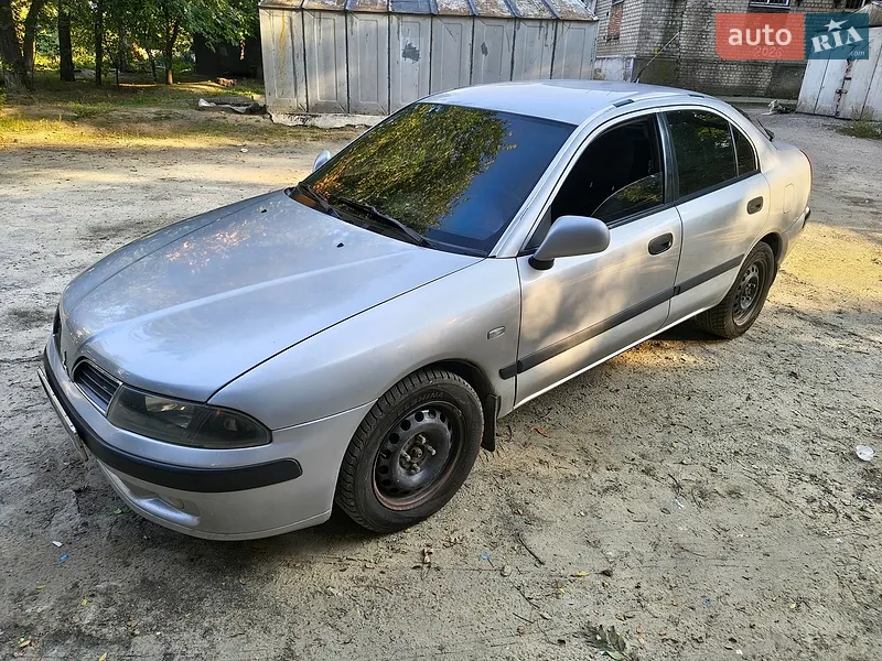 Mitsubishi Carisma