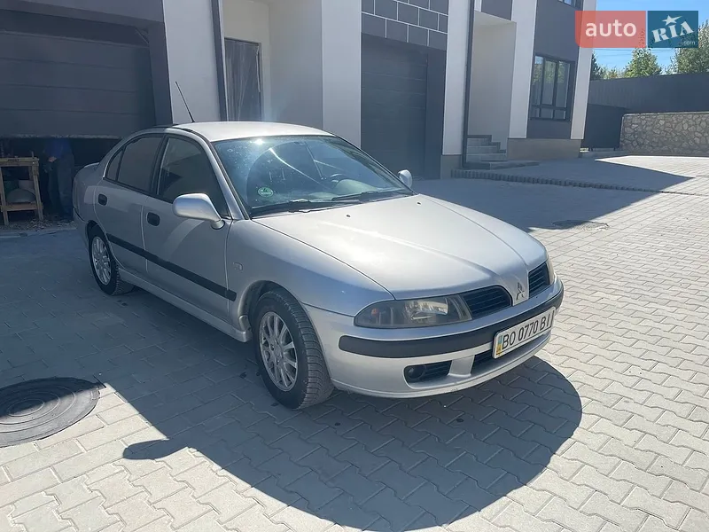 Mitsubishi Carisma