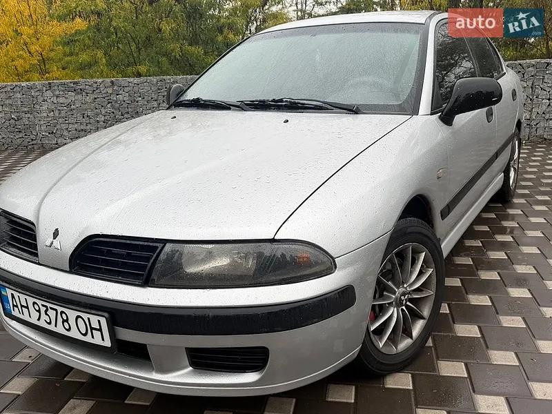 Mitsubishi Carisma