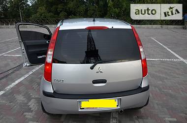 Седан Mitsubishi Colt 2008 в Харькове