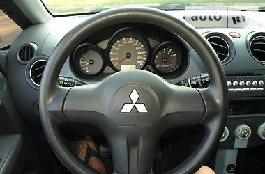 Седан Mitsubishi Colt 2008 в Харькове