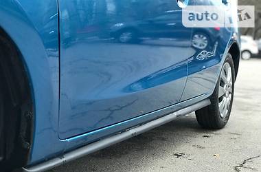Хэтчбек Mitsubishi Colt 2015 в 
