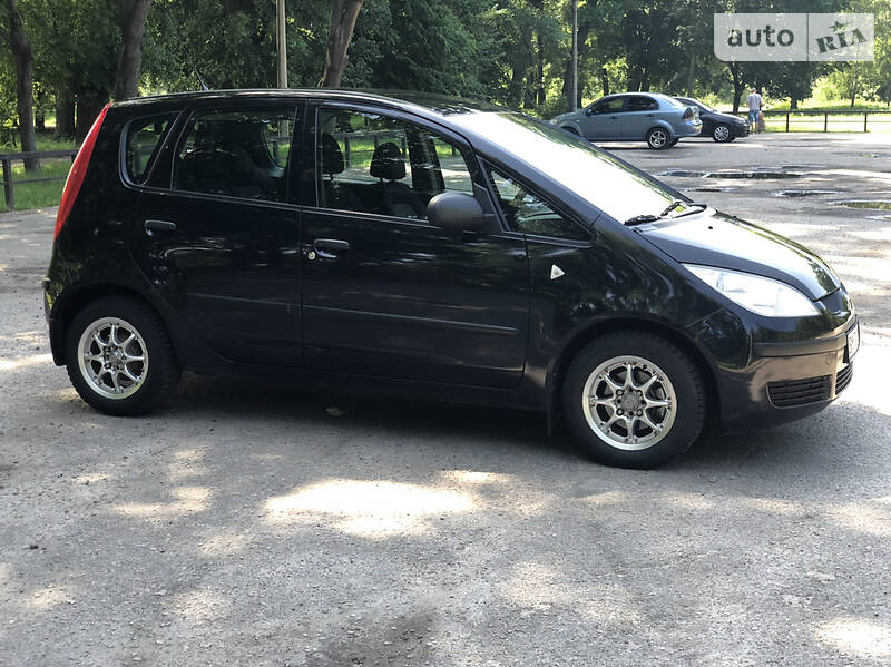 Хэтчбек Mitsubishi Colt 2008 в Сумах