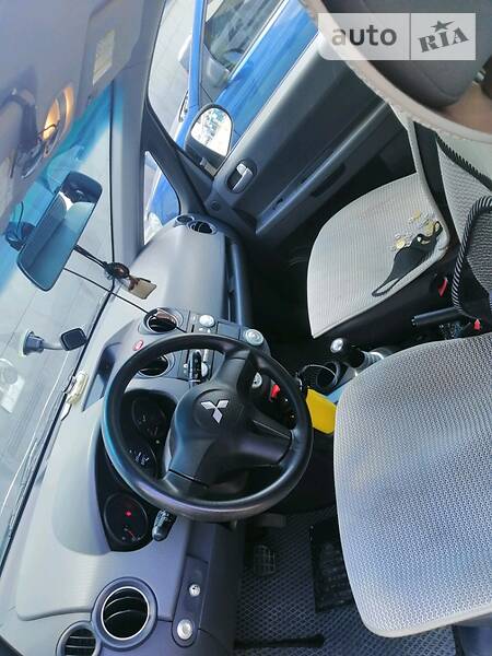Хетчбек Mitsubishi Colt 2005 в Черкасах фото 8 Хетчбек Mitsubishi Colt 2005 в Черкасах