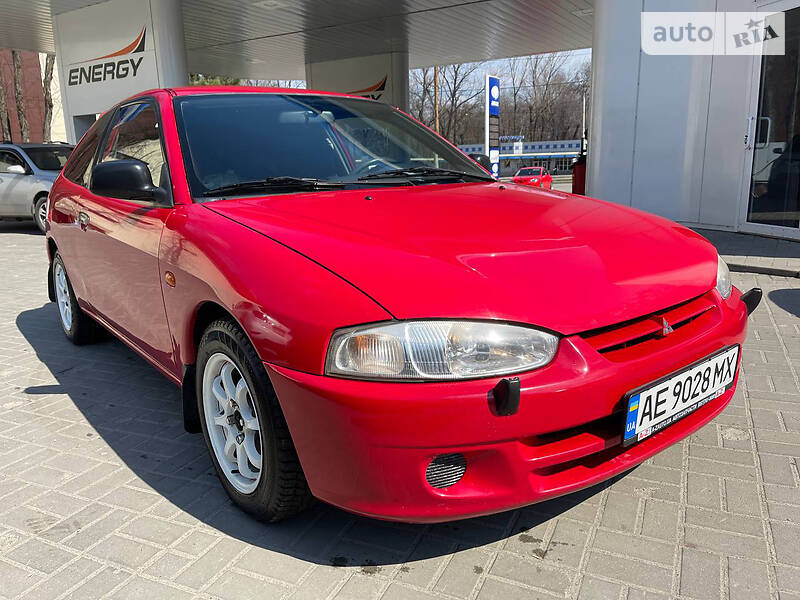 Хэтчбек Mitsubishi Colt 1999 в Днепре