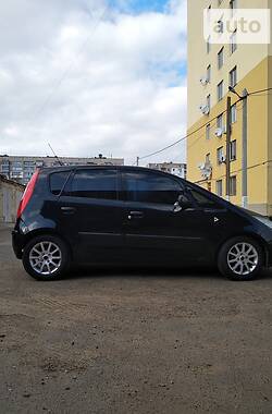 Хэтчбек Mitsubishi Colt 2007 в Белгороде-Днестровском