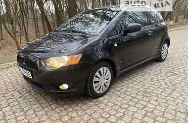 Купе Mitsubishi Colt 2010 в 