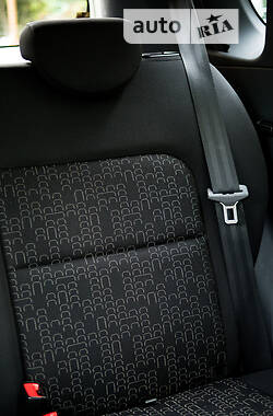 Хэтчбек Mitsubishi Colt 2010 в 