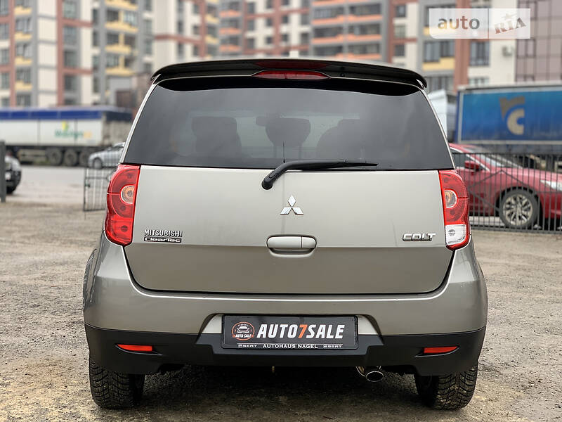 Хэтчбек Mitsubishi Colt 2010 в Тернополе