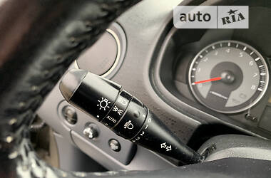 Хэтчбек Mitsubishi Colt 2010 в 