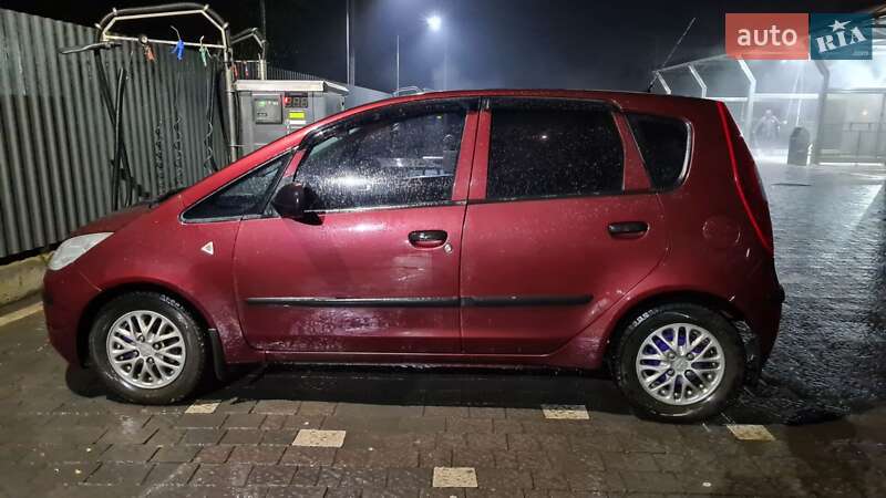 Хетчбек Mitsubishi Colt 2007 в Ужгороді