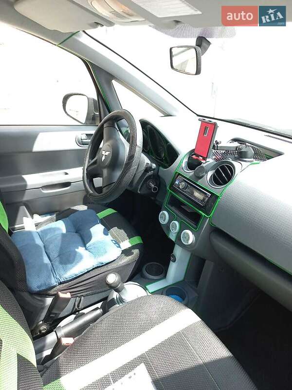 Хэтчбек Mitsubishi Colt 2006 в Александрие