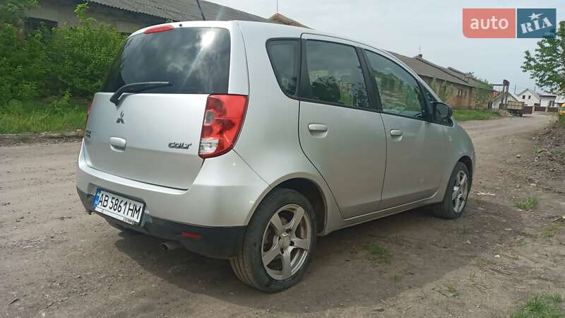 Хэтчбек Mitsubishi Colt 2009 в Жмеринке