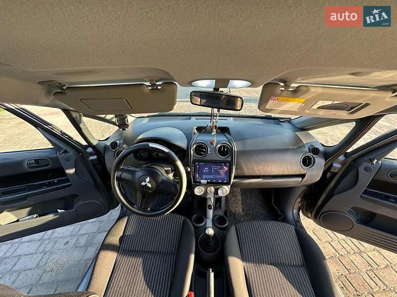Хэтчбек Mitsubishi Colt 2008 в Яворове