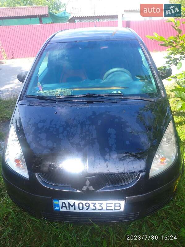 Хэтчбек Mitsubishi Colt 2006 в Житомире