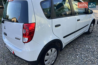 Хэтчбек Mitsubishi Colt 2010 в 